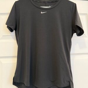 Nike Dri-Fit Women's Black T-Shirt